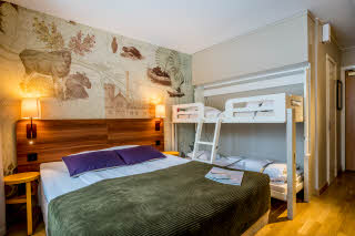 Photo by: Karl Gabor
karl@gabor.se
Standard Family Four with fold out bunk bed.
